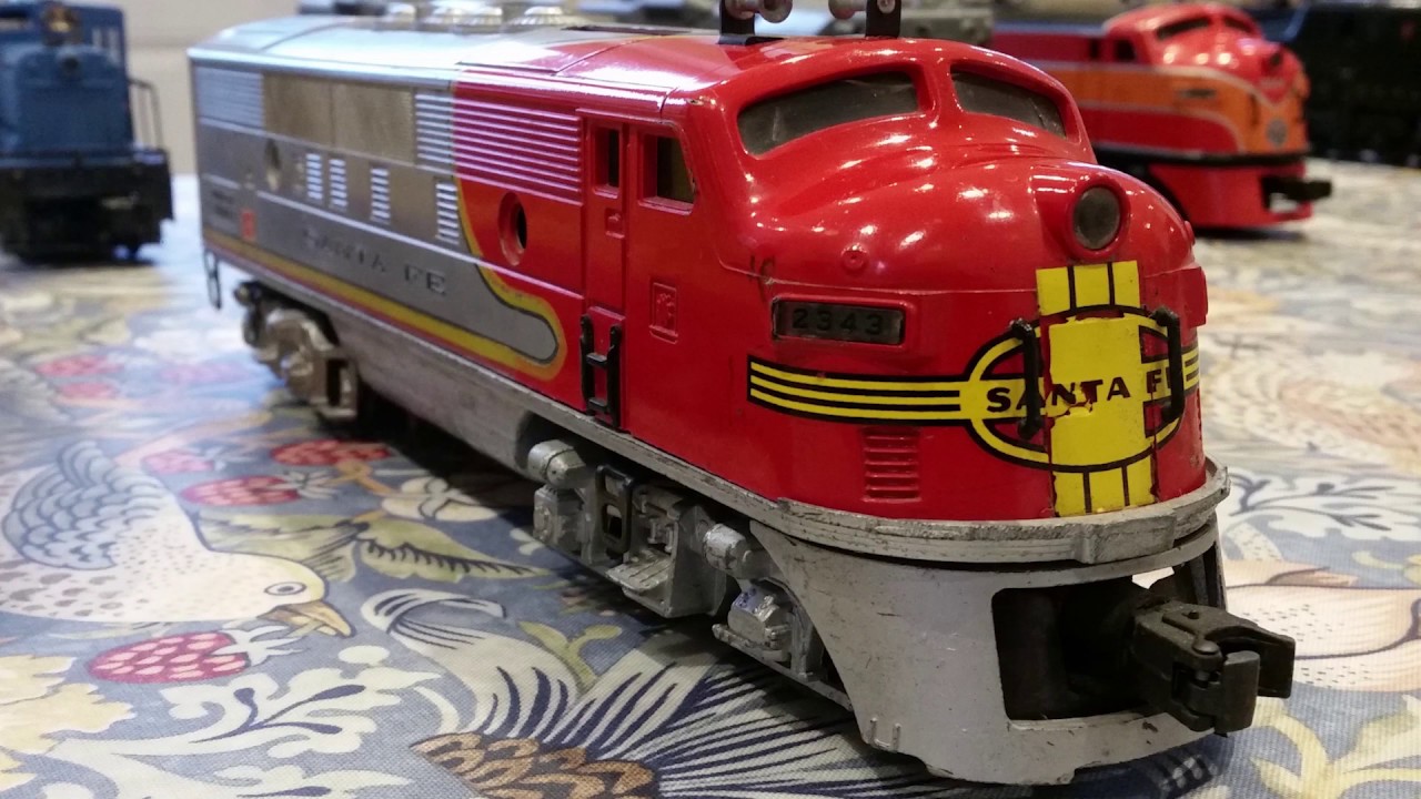 'O' Gauge Vintage Lionel Trains Running Horn Sounds Inside look at