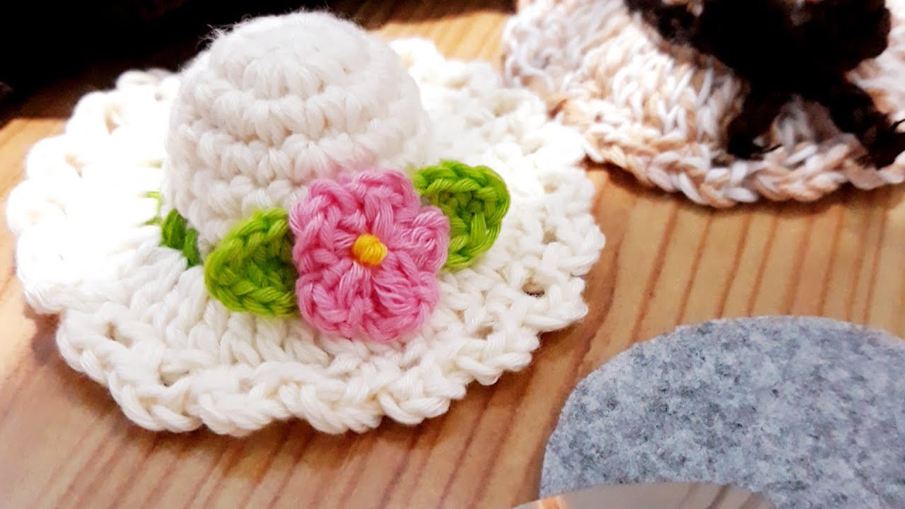 Móc nón treo móc khóa bằng len || Crochet mini hat - YouTube