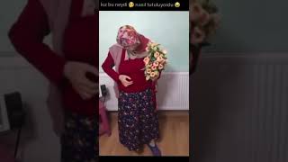 Uzun Bir Süre Çiçek Gelmeyince Tutmayı Unuttuk