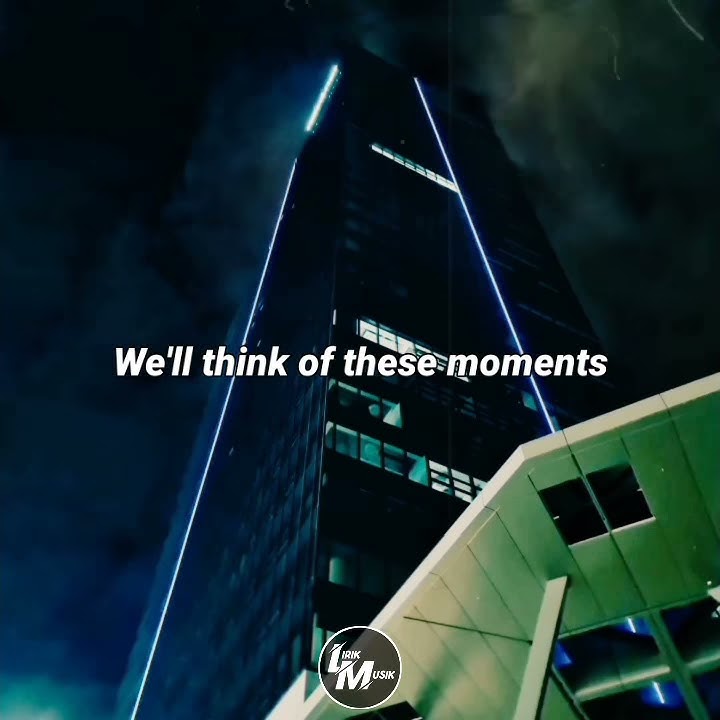 Story Wa lirik lagu little things