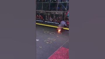 ONE HIT KO #battlebots #session7 #2023 #NEW #firstlook #robots #fight #kills #shorts #wtf #wow #lol