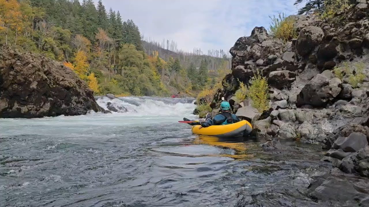 Salmon Hole - North Umpqua river (Narrows section) - Oregon - Aire Hot Potato - Kayak -