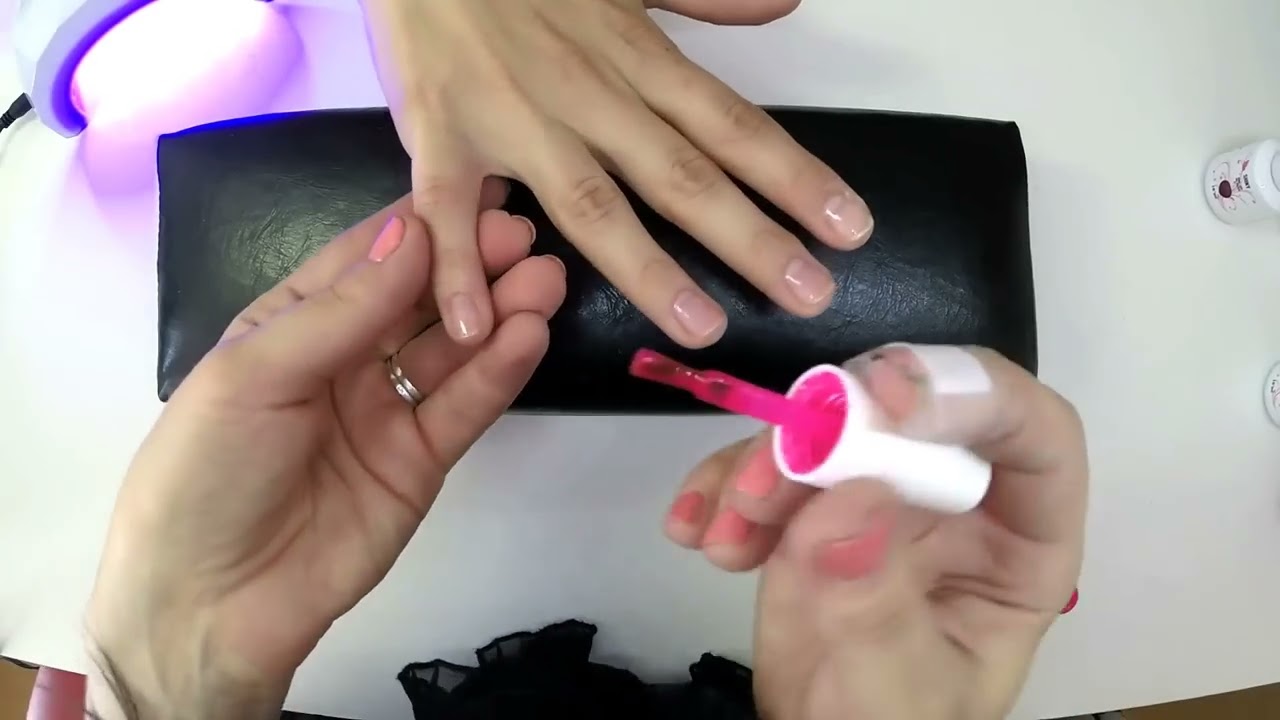 Ilgalaikio gelinio lakavimo eiga su LED lempa