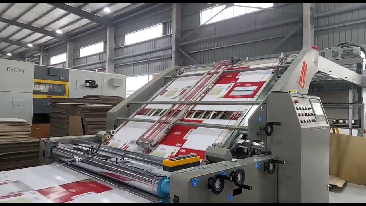 Intelligent flute laminator GW1700L running big jobs with good