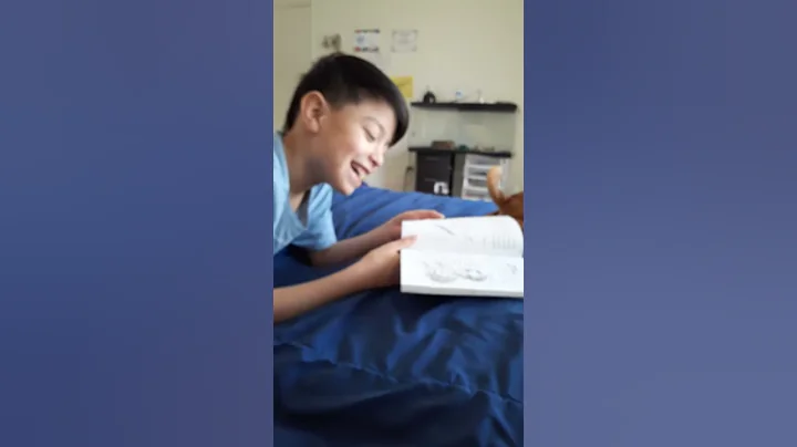 Lucas reading alber einstein books