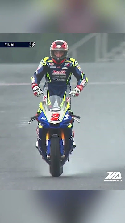 Berdiri Sambil Wheelie Saat Balapan Motor di Tengah Hujan! Josh Herrin Finish dengan Gaya #Shorts