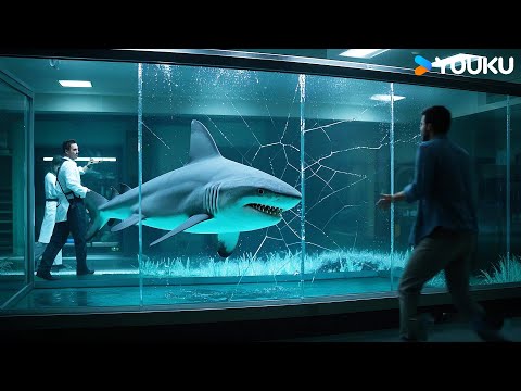The Shark Broke Through The Glass And Flooded The Laboratory Land Shark YOUKU MONSTER MOVIE