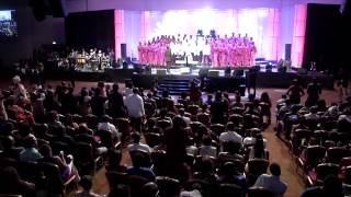 Video thumbnail of "Glorious Deliverer | Cobhams Asuquo & The Lagos Community Gospel Choir (LCGC)"