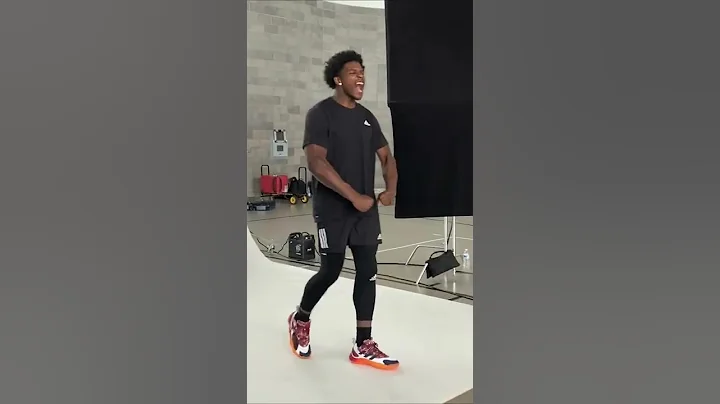 Anthony Edwards is the dunk master of hoops and tenders 🤯 had a blast behind the scenes🎬 | Uber Eats