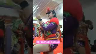 Penari Dewi Arum.#dolalak