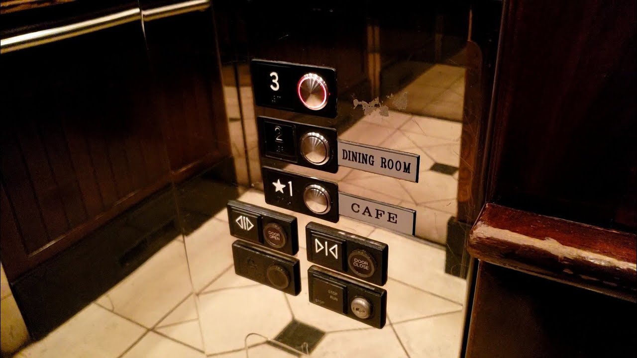 US Hydraulic Elevator The Cheesecake Factory, Westfield Old Orchard