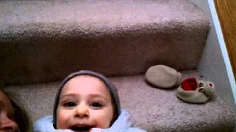 Zayne sings Twinkle Twinkle Little Star