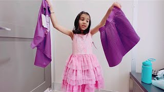 Aara goes to shopping with Mommy and Daddy | Shopping in Target with Aara