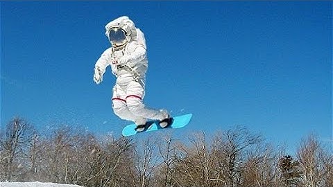 Pop Astro Live - Ski Sunday special