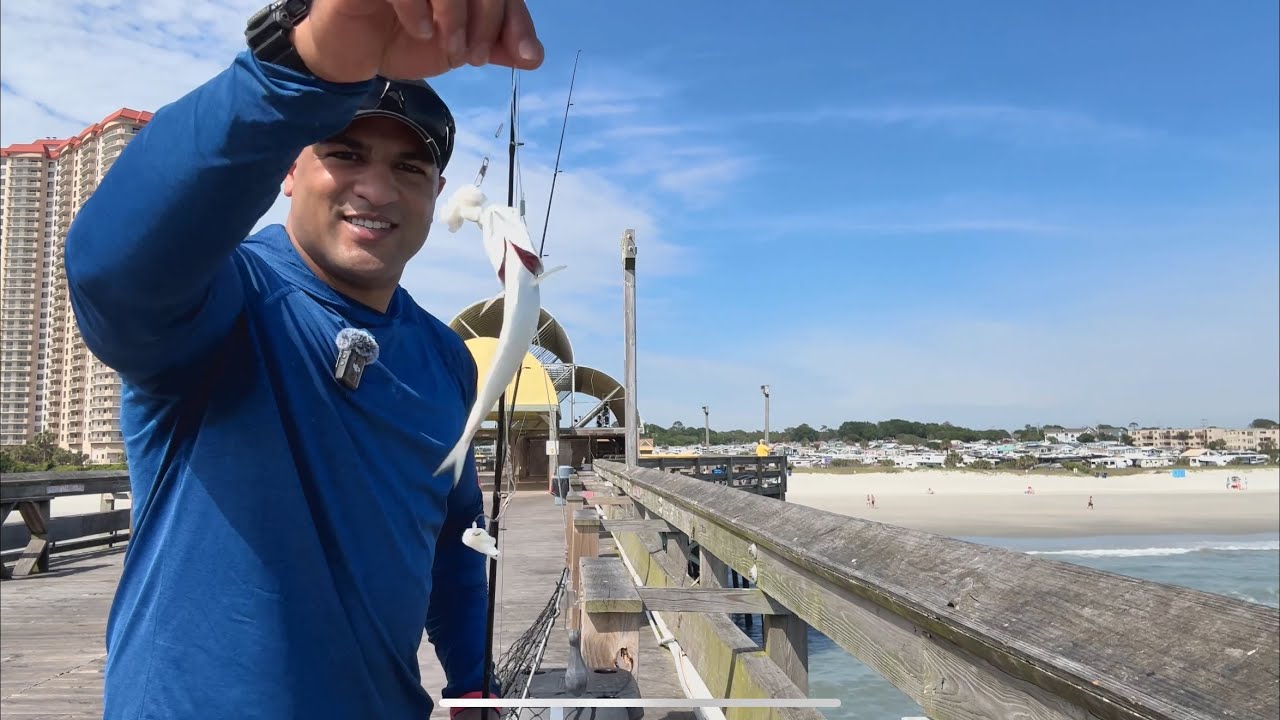 Catching Fish at the East Coast’s Longest Wooden Pier! | US Coastal Fishing | Apache Pier Action!