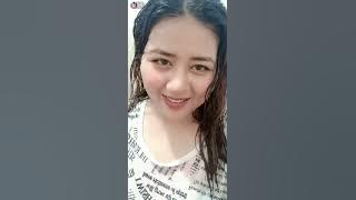 cewek gemoy lagi mandi