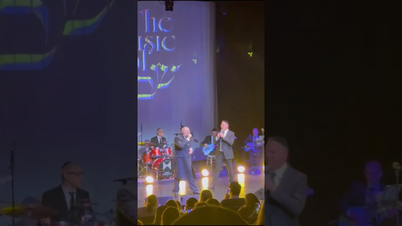 Singing with Yaakov Shwekey LIVE! 🍷