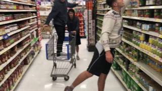 MANNEQUIN CHALLENGE AT WALMART!!!