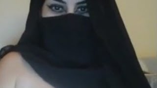 عائشة معلمة  سعودية ترغب في الزواج .. ميسورة الحال السن42 سنة مطلقة و تبحث عن زوج