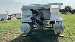 2008 Bentley Pontoon 20', 50 HP Mercury