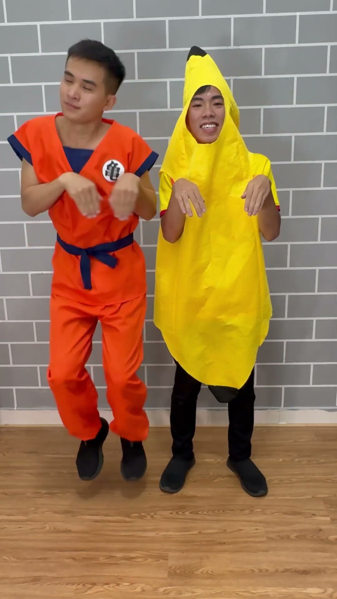 SH - Su Hào bắt chước nhảy theo quả chuối || Dance banana cover #shorts