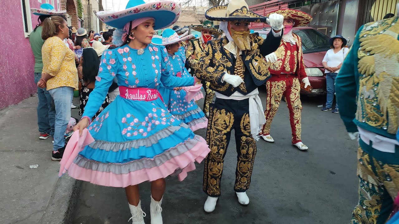 Comparsa aguilas reales carnaval 2024 santa cruz Meyehualco