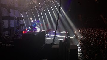 Dream Theater - Metropolis, Pt. 1: The Miracle and the Sleeper - Live