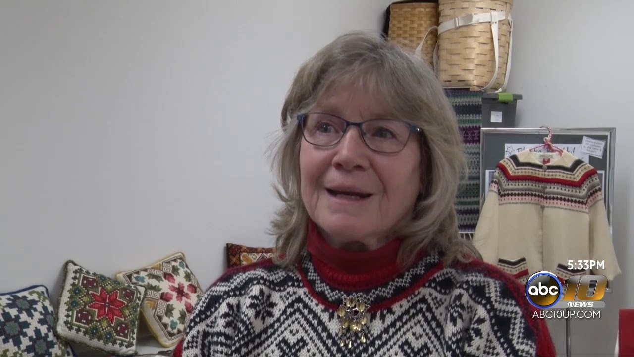 Marquette Regional History Center hosts Norwegian embroidery class