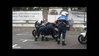 Interpellation motocyclistes  Police Nationale de La Réunion (974)