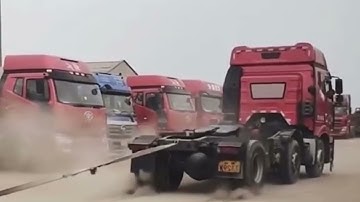Land Cruiser Vs Truck war of Tug |