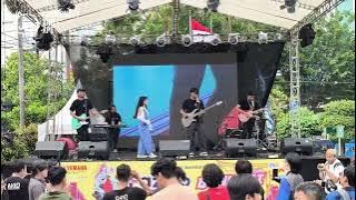 Atarayo - Boku Wa ( cover ) at BUNKASAI Udinus 2024 #atarayo #jpopmusic #あたらよ