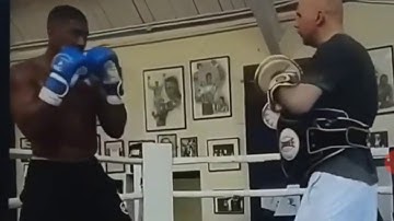 Anthony Joshua training for Kubrat  Pulev fight