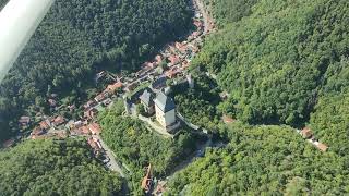 hrad Karlštejn z výšky