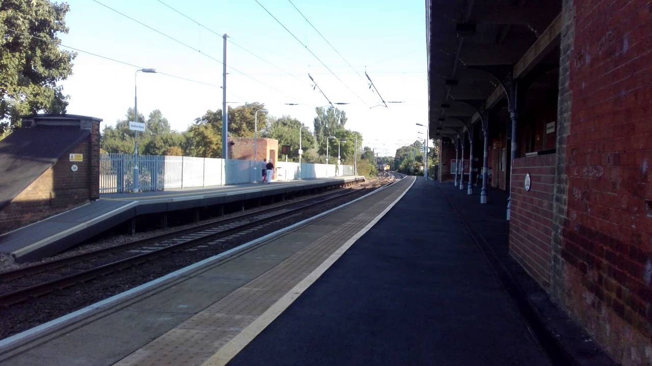 camera iphone 8 plus apk *NICE 2 TONE* 66593 passes through Needham Market | 14/09/2016