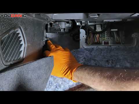 How To Replace The Cabin Air Filter On A 2013-2021 Bmw I3