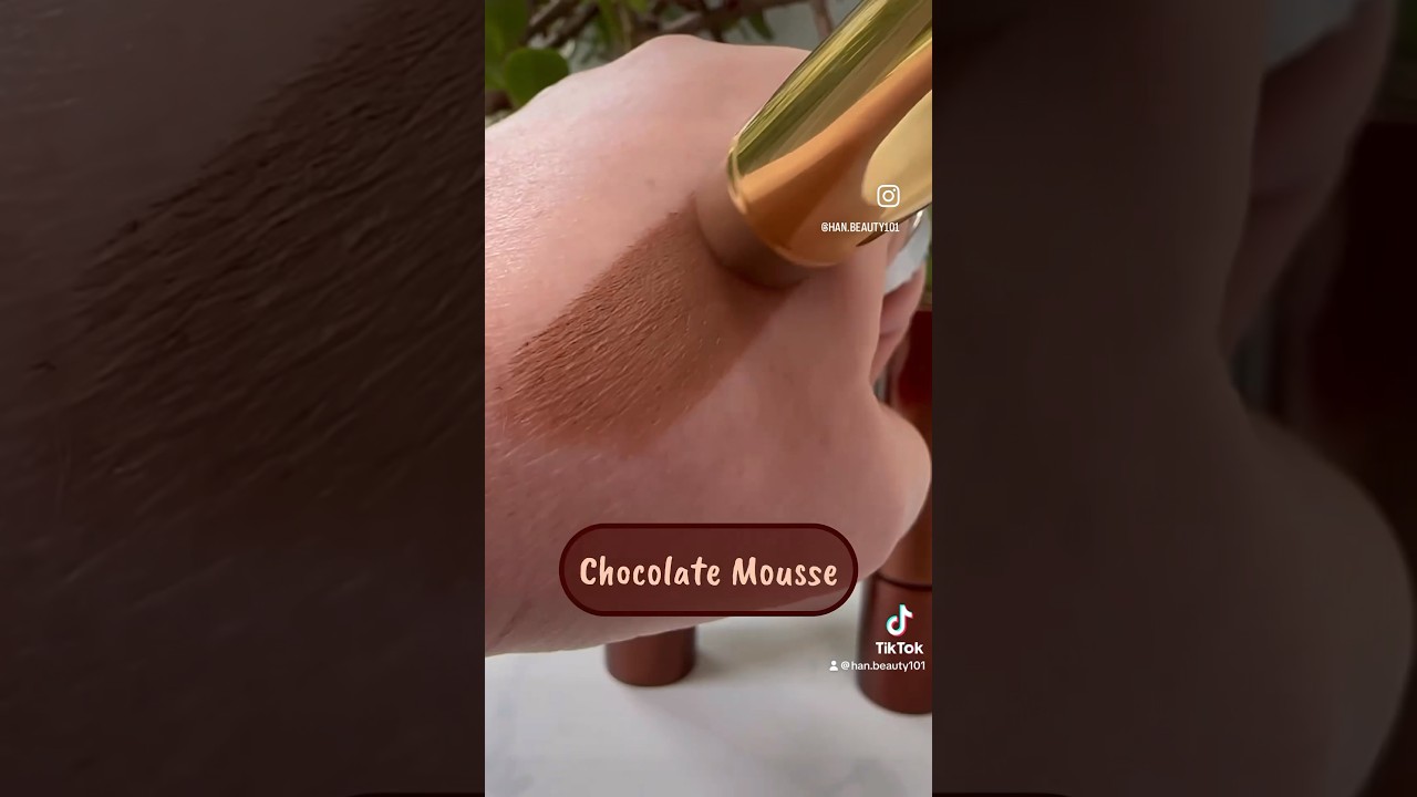Too Faced Bronzer Sticks: Chocolate Mousse & Chocolate Soufflé swatches