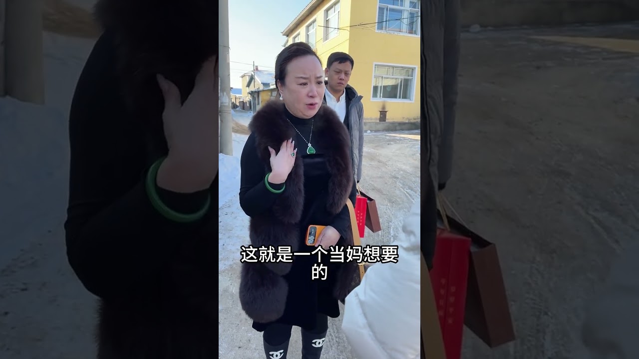 失散二十年的亲生女儿，终于找到了  眼前 这个怀孕的外卖员，会是我失散20年的女儿吗？  #寻亲 #感恩 #正能量 #记录生活