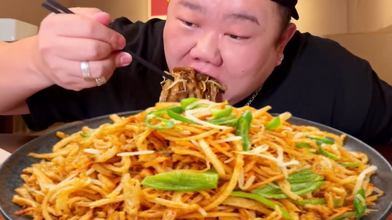 【大胃王挑戰】100元刷遍鄭州8家地道美食！招牌燒餅夾甕肉鮮香爆汁越吃越過癮！從頭吃到尾直接撐爆快樂直接拉滿！｜Food Challenge【櫻木花胖】