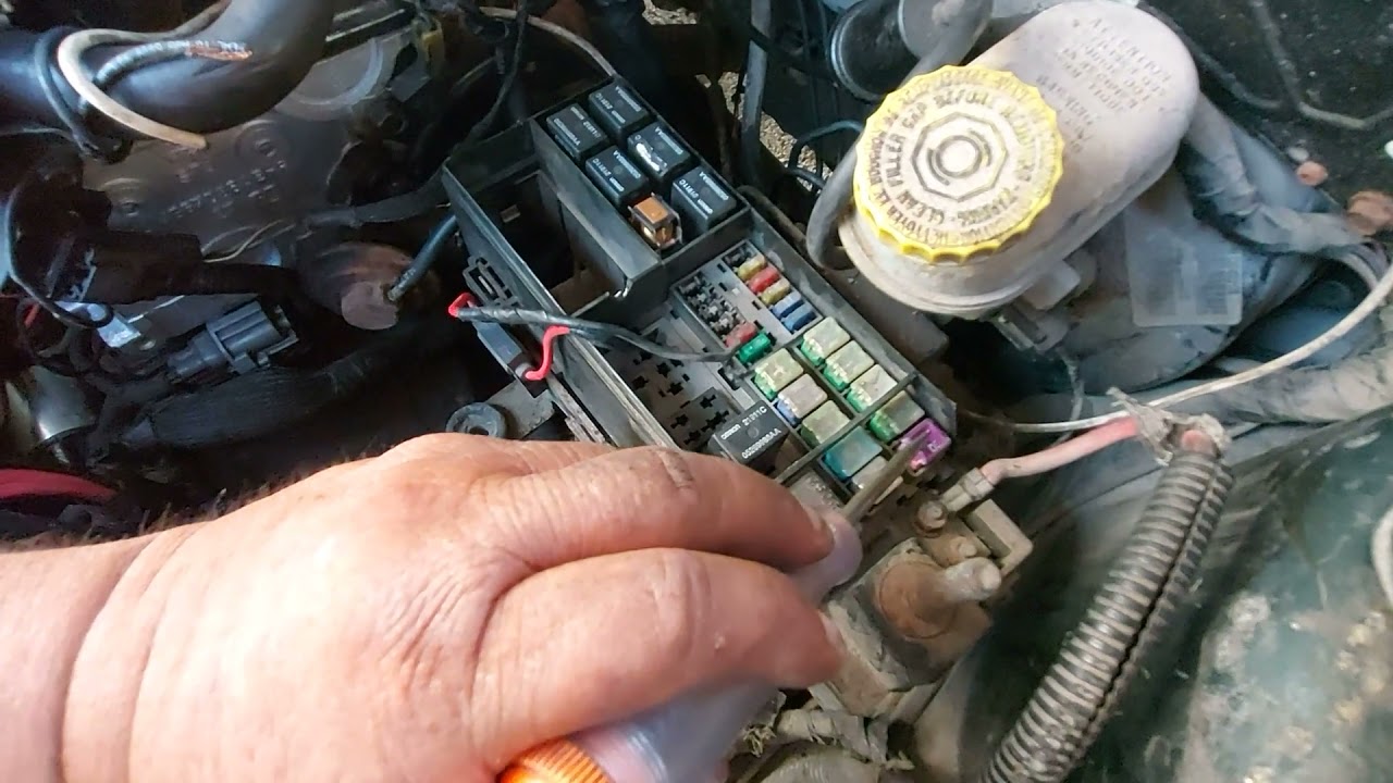 como checar fallas de los conectores pity cruiser chrysler 2 4