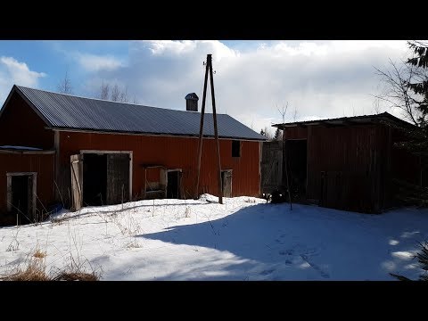 Hylätty maatila. Tynnyrisauna,