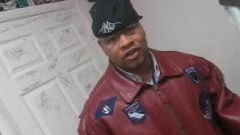 Lu Guz & Tom Gist Stealing Subconscious Threads