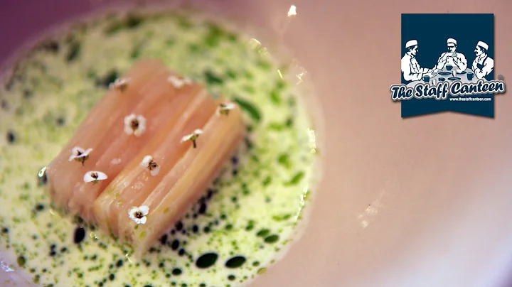 2 Michelin star chef Sren Selin creates scallops w...