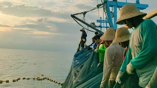 Melihat Lebih Dekat Nelayan Sahur dan Berbuka Puasa di Tengah Laut - Vlog Nelayan story