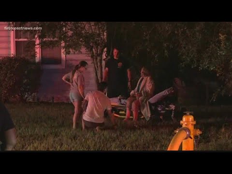 Grandson rescues sleeping grandmother from burning home in Jacksonville