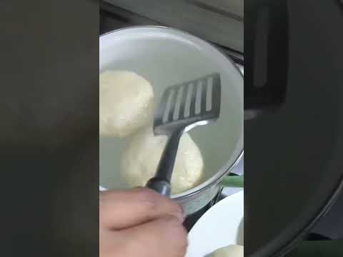 الخبز الالمانى فى الماء المغلى منوعات وصفات هدى الخبز