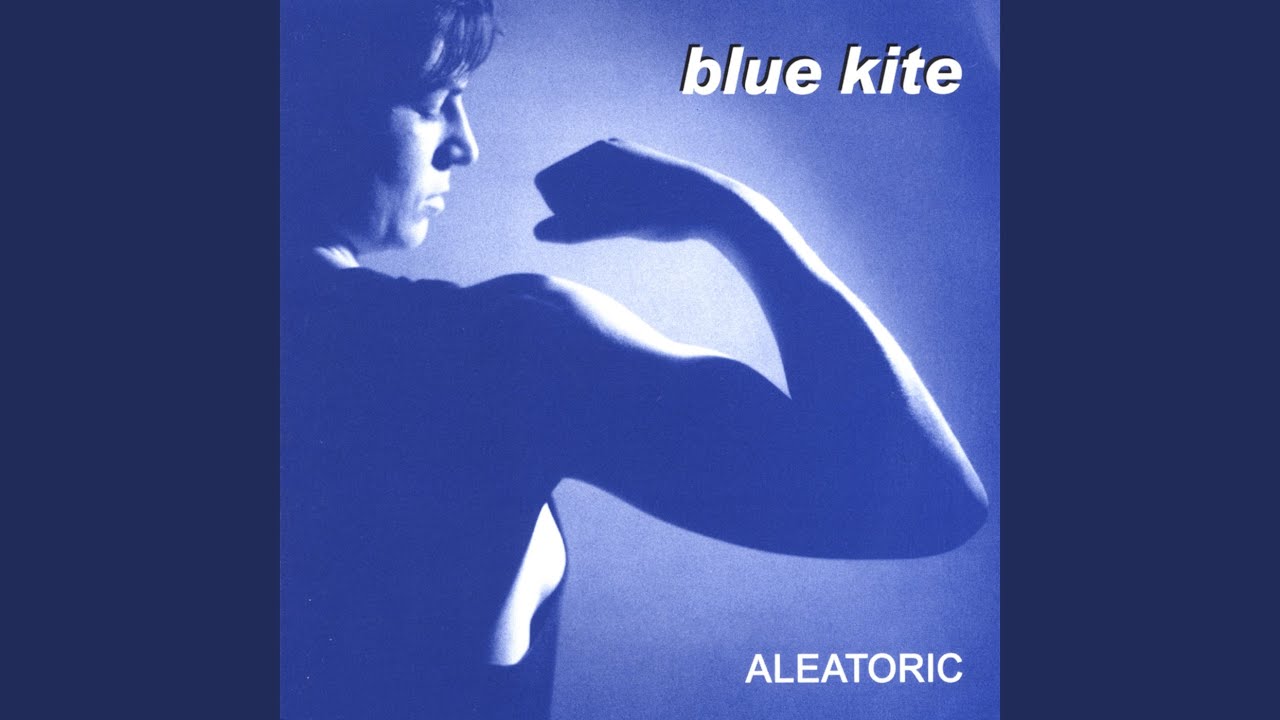 Blue Kite. The Blue Kite (1993). Cait Blu. I see something Blue. Chase away