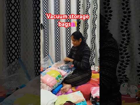 Vacuum storage bags