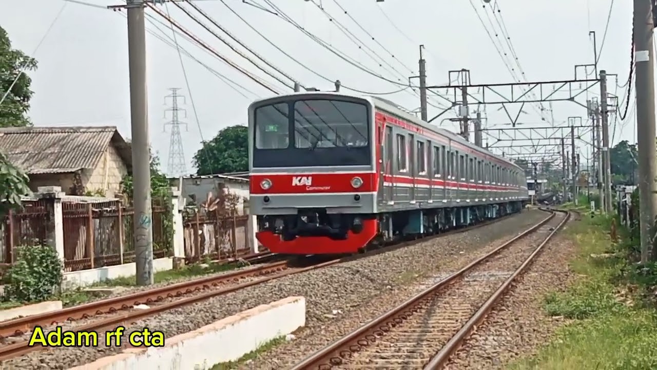 Hunting krl/Lokomotif dicitayam #stasiuncitayam 