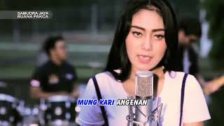 Vita Alvia - Gemantung Roso