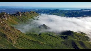 Te Mata Peak, New Zealand : Amazing Planet Resimi